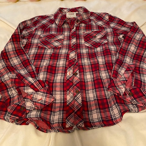 Ash & Ember Red Plaid Button UpTop L - Picture 1 of 3